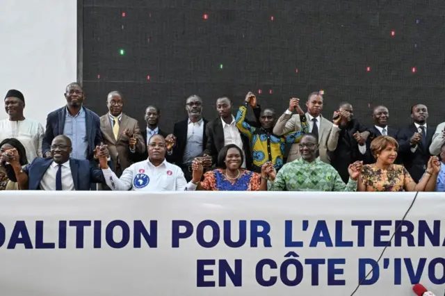Les partis politiques historiques doivent se réajuster