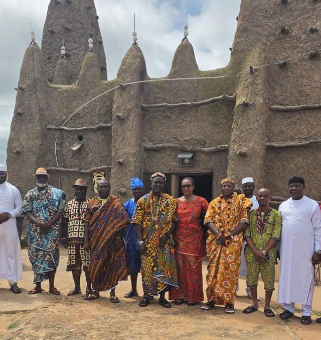 Les chefferies d'Anono et Kong en phase