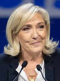 Marine Le pen est en pôle position dans les sondages