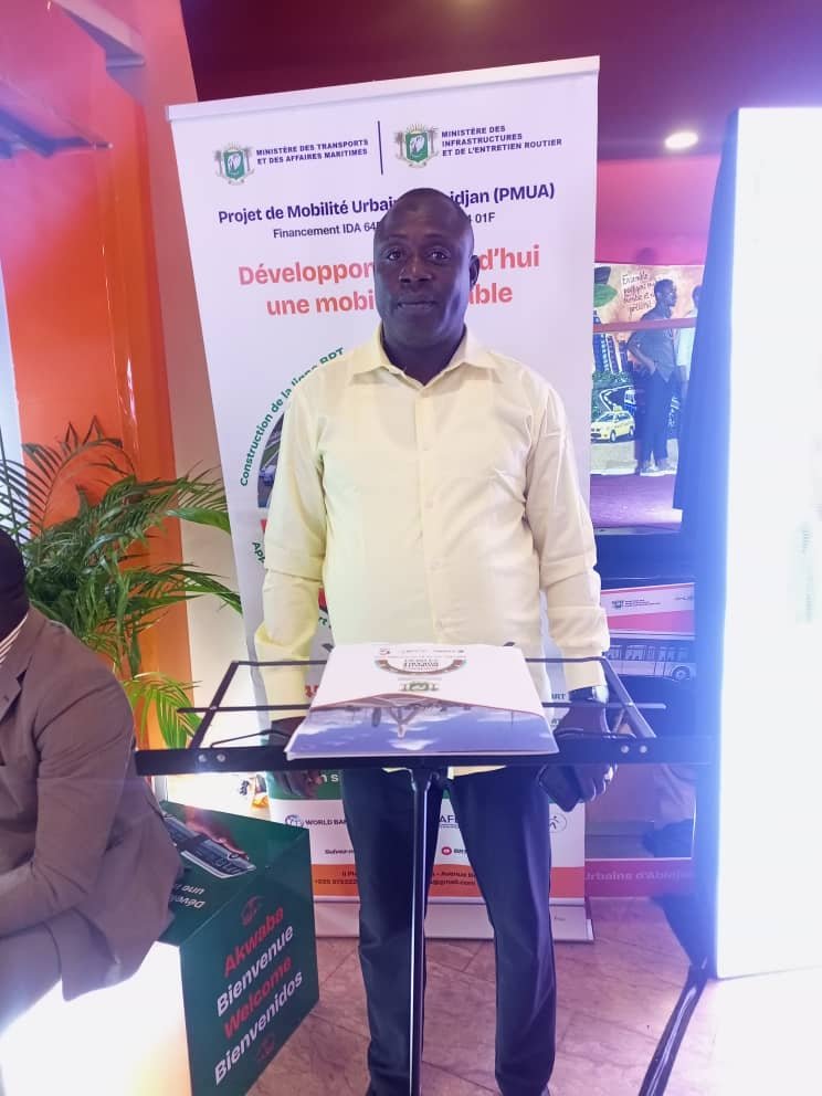 Ouattara Adama au pupitre